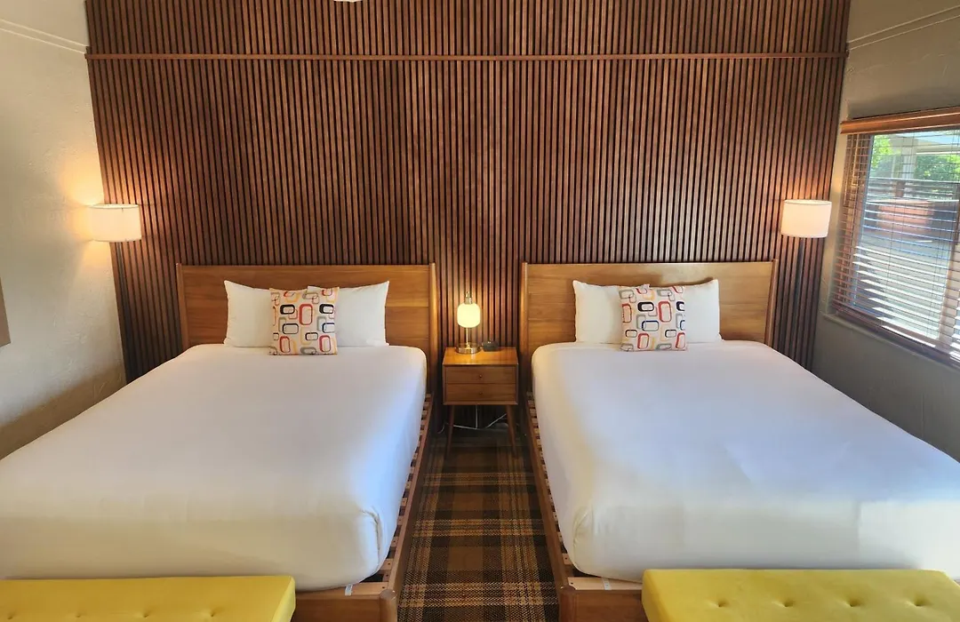 Contenta Inn-1
